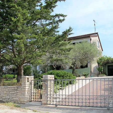 Вілла House Divna Valbandon Екстер'єр фото