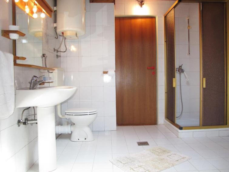 Вілла House Divna Valbandon Екстер'єр фото